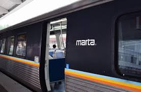 Creative commons , Marta train. 