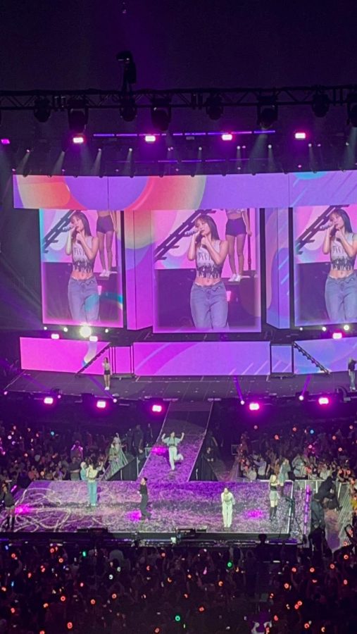 Kpop group TWICE member Momo sings at their third world tour.