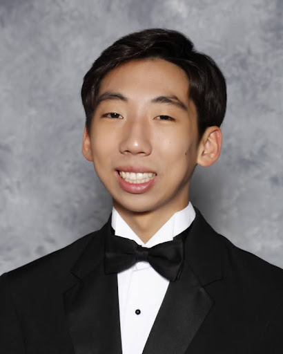 2025 Salutatorian Daniel Park